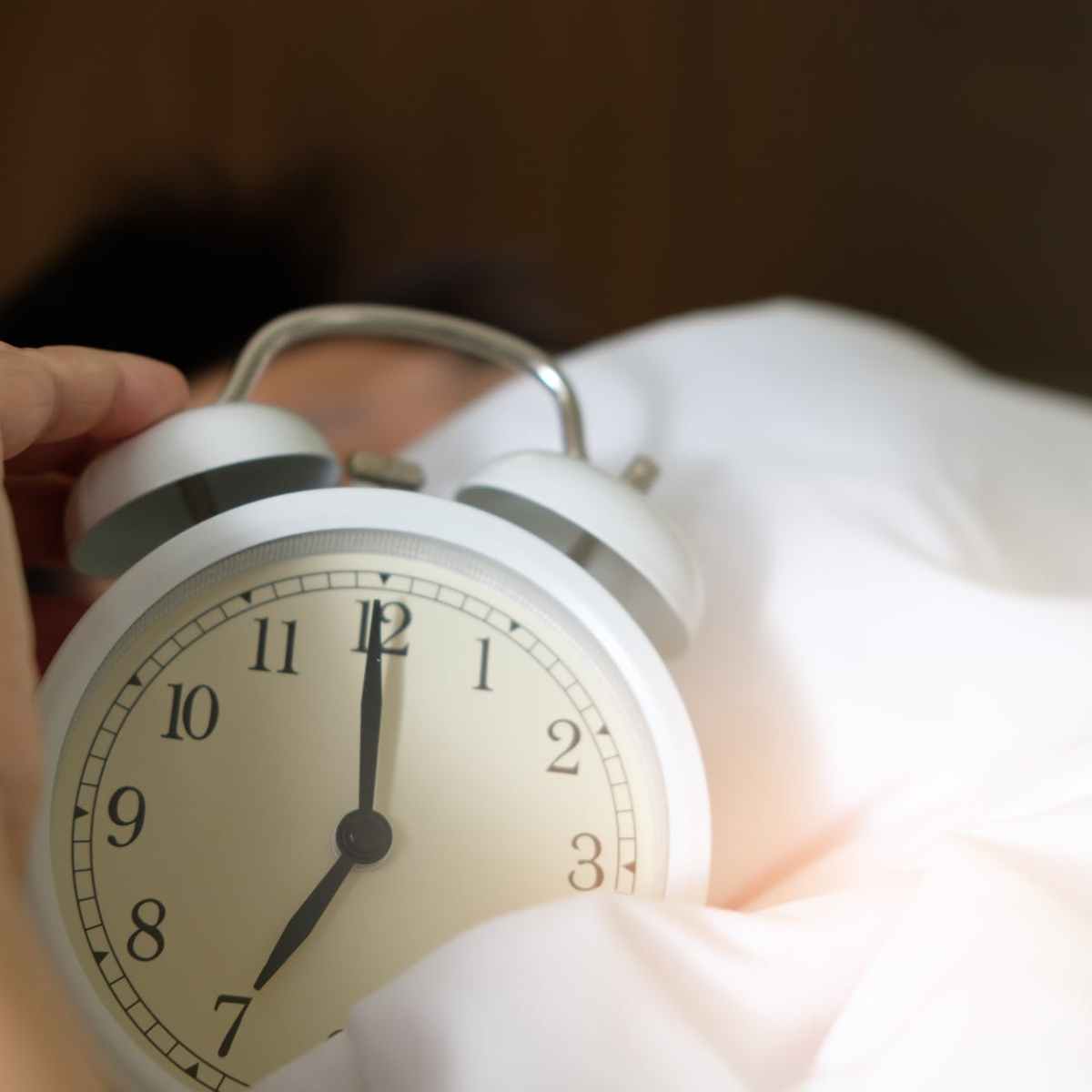 How To Improve Your Sleep Routine To Wake Up With Energy Regenerative 